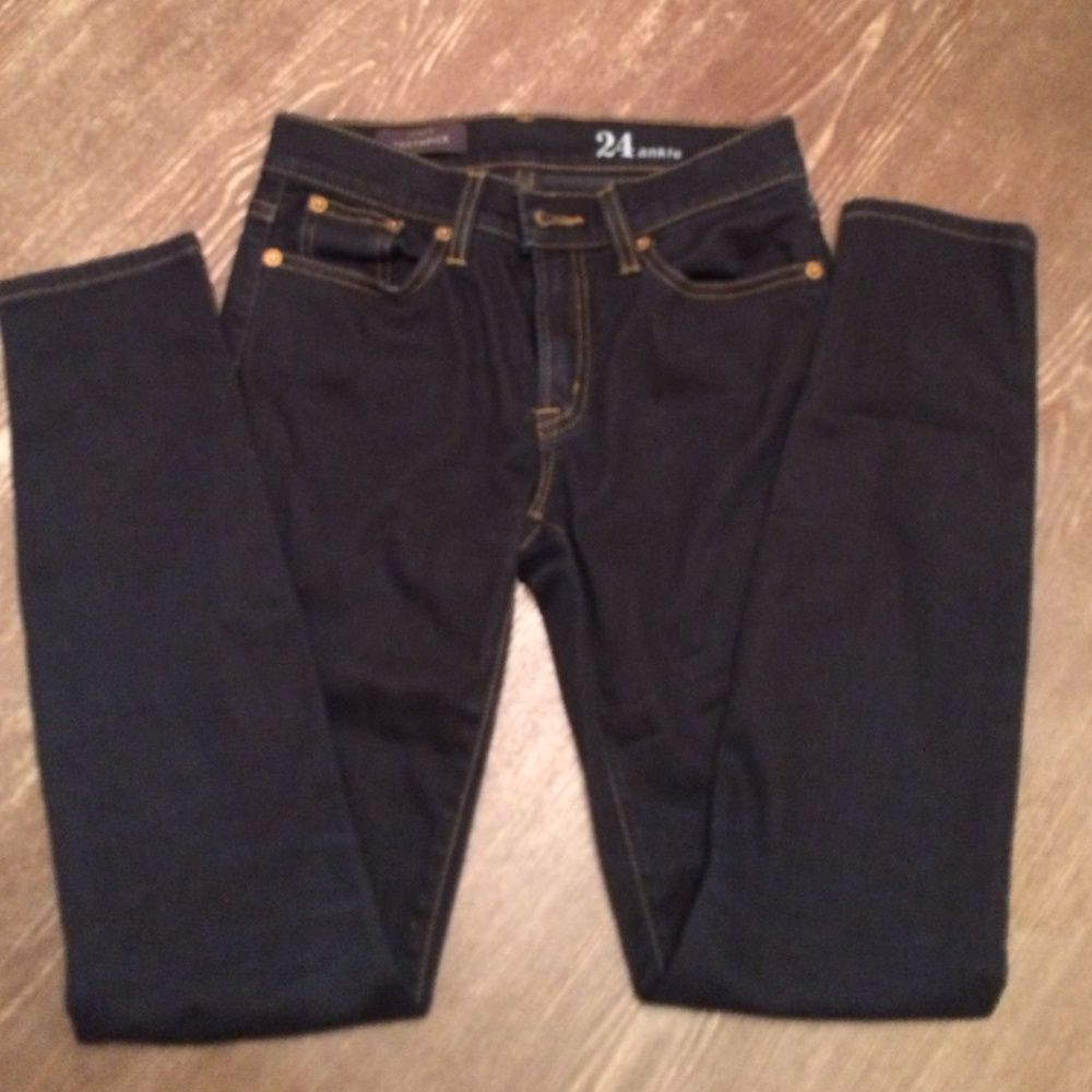 JCrew Toothpick 24 ankle dark blue jeans